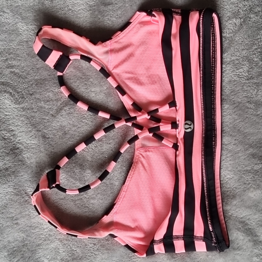 Lululemon Pink and Black Stripped Sports Bra Size 2/Au 6 - Picture 2 of 5